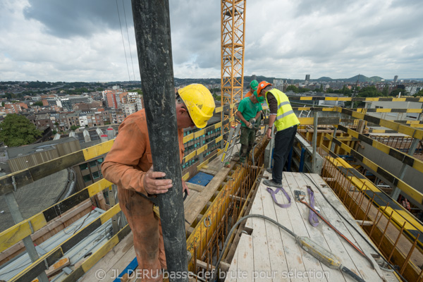 tour des finances à Liège